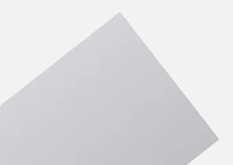 직각모서리로 재단한 명함의 모서리 클로즈업